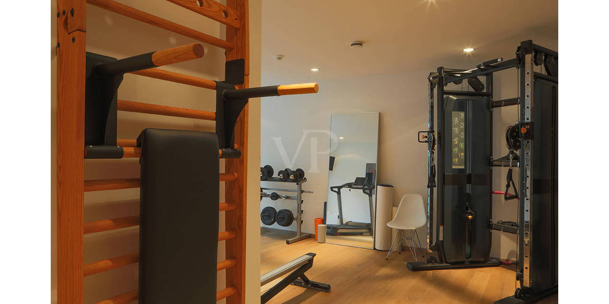 Mehrfamilienhaus, Wohnhaus Gaggenau - 8 Zimmer, 320 m&sup2;, 1.450.000&euro; | Angebot:25800903