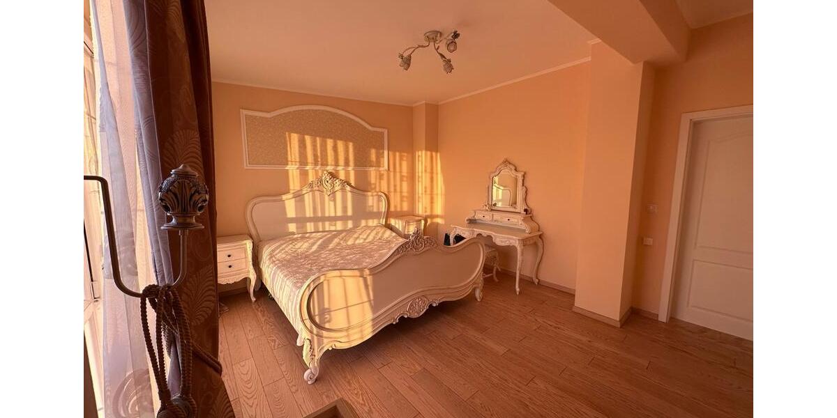 Etagenwohnung Straubenhardt - 3 Zimmer, 210 m&sup2;, 300.000&euro; | Angebot:20437818