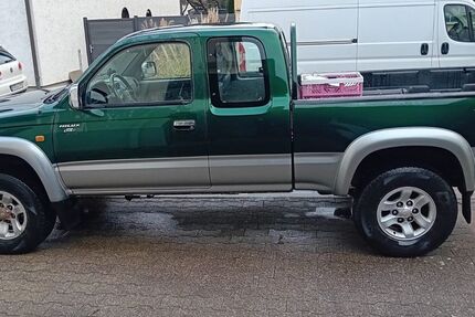 Toyota Hilux 134.000 km 15.950 &euro; Malsch 76316