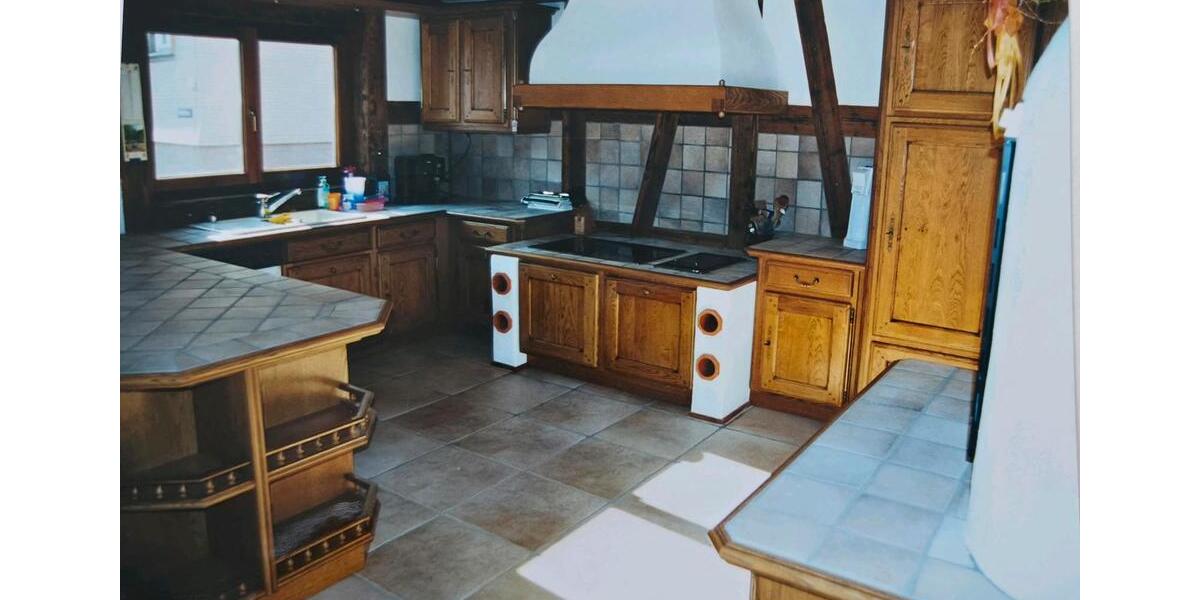 Einfamilienhaus Loffenau - 5 Zimmer, 139 m&sup2;, 380.000&euro; | Angebot:25612393