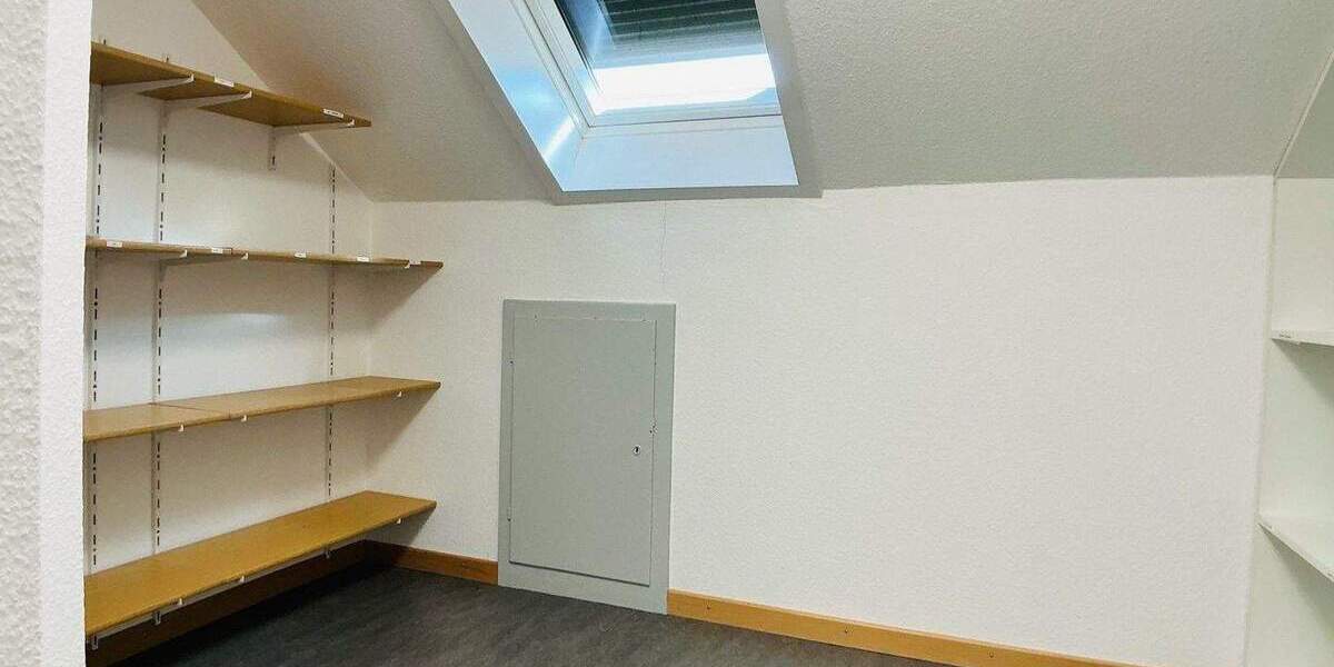 Mehrfamilienhaus, Wohnhaus Gernsbach - 6 Zimmer, 178 m&sup2;, 325.000&euro; | Angebot:25669029