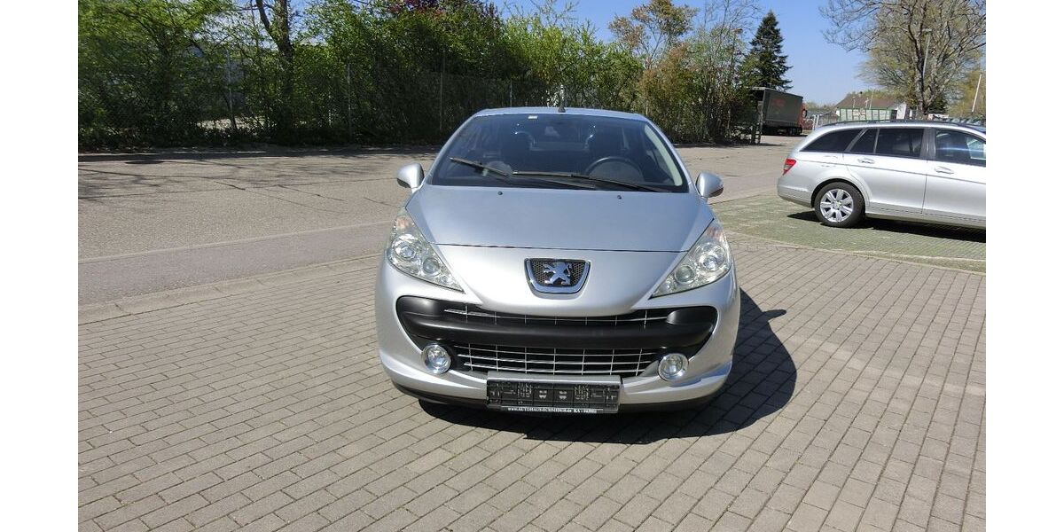 Peugeot 207 128.230 km 2.150 &euro; Bühl 77815