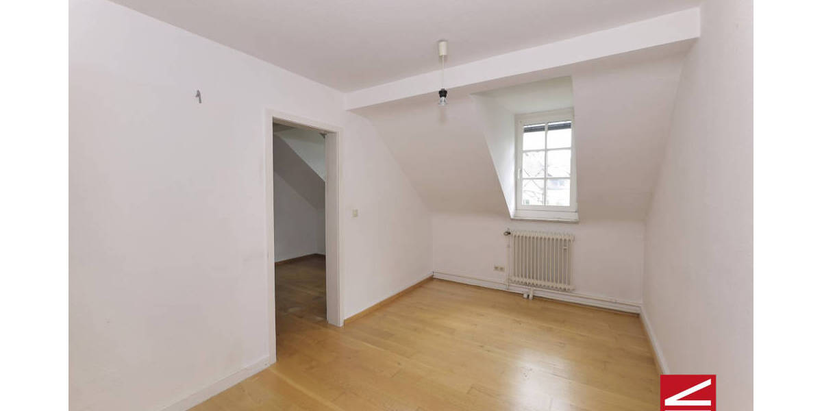 Einfamilienhaus Baden-Baden Weststadt - 9 Zimmer, 192 m&sup2;, 598.000&euro; | Angebot:25692844