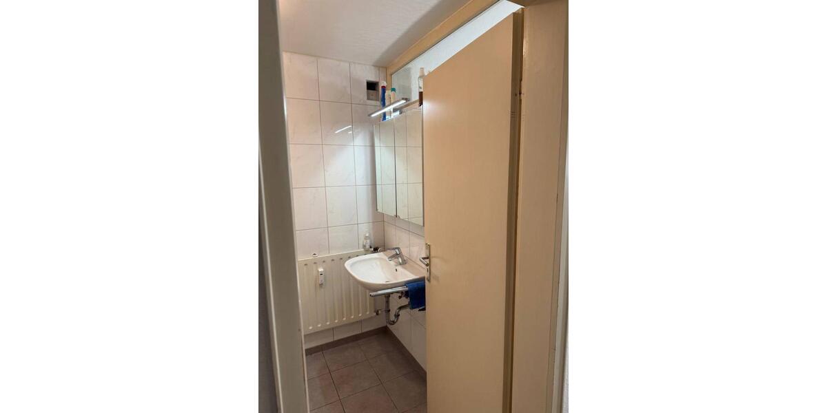 Etagenwohnung Baden-Baden Baden - 1 Zimmer, 26 m&sup2;, 400&euro; | Angebot:25656036