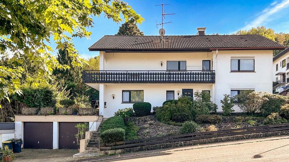 Freistehendes Einfamilienhaus mit Einliegerwohnung in Gernsbach-Staufenberg - Einfamilienhaus Gernsbach Gernsbach | Angebot:13300644