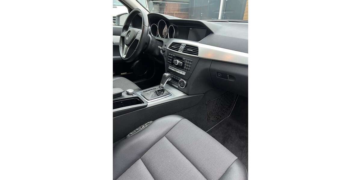Mercedes-Benz C220 198.000 km 14.500 &euro; Achern 77855