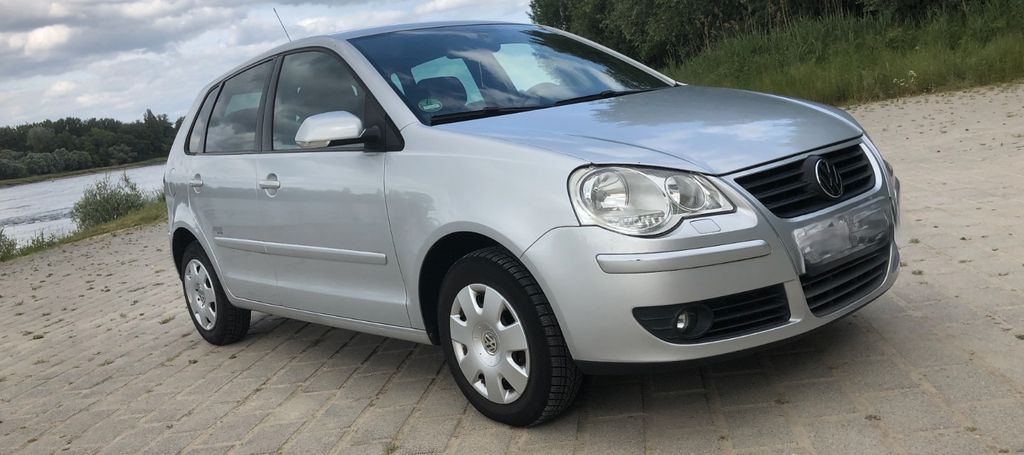 VW Polo 87.600 km 3.499 &euro; Au am Rhein 76474