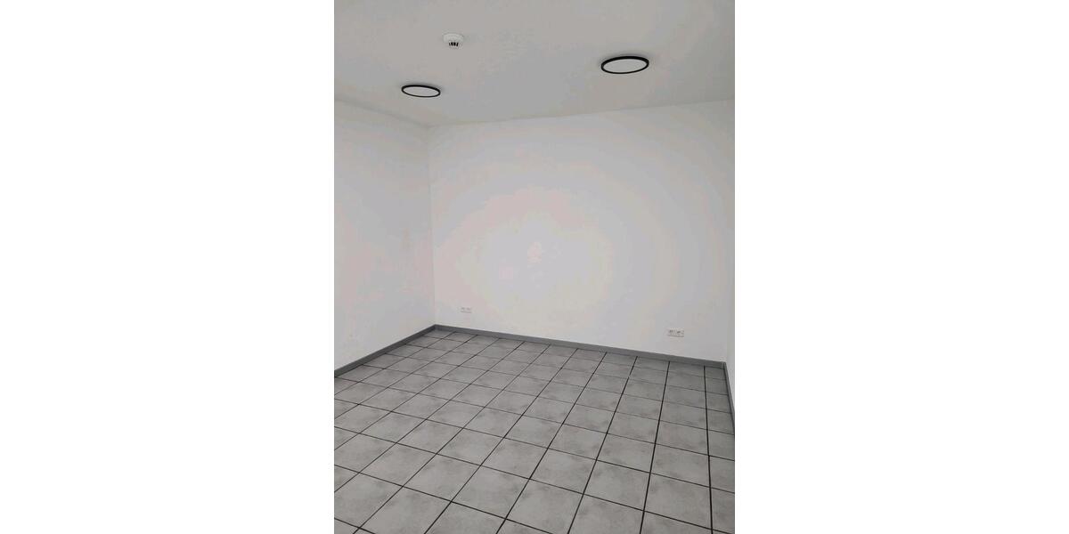 Gewerbeobjekt Baden-Baden Balg - 450&euro; | Angebot:26495284
