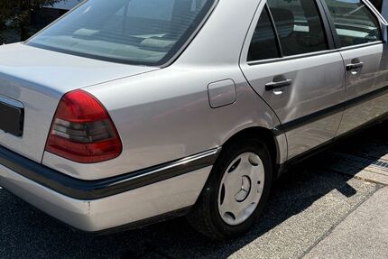 Mercedes-Benz C 180 158.300 km 3.850 &euro; Rheinmünster 77836