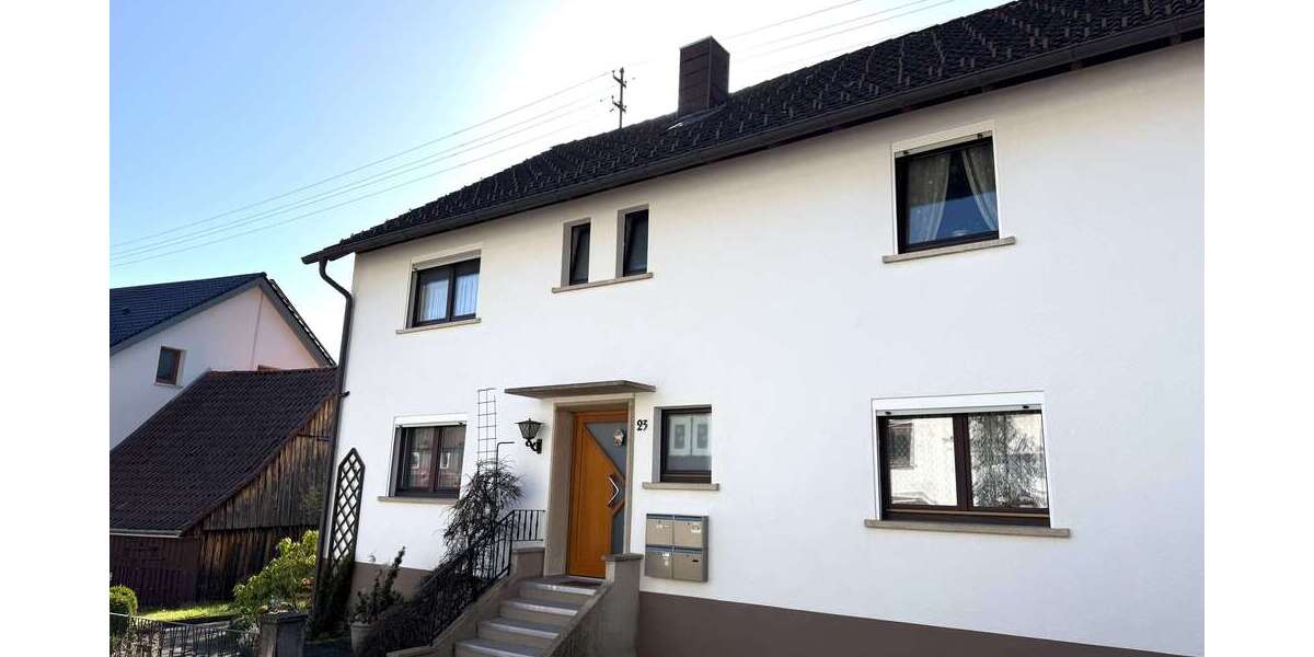 Etagenwohnung Bad Herrenalb - 4 Zimmer, 71 m&sup2;, 600&euro; | Angebot:25366753