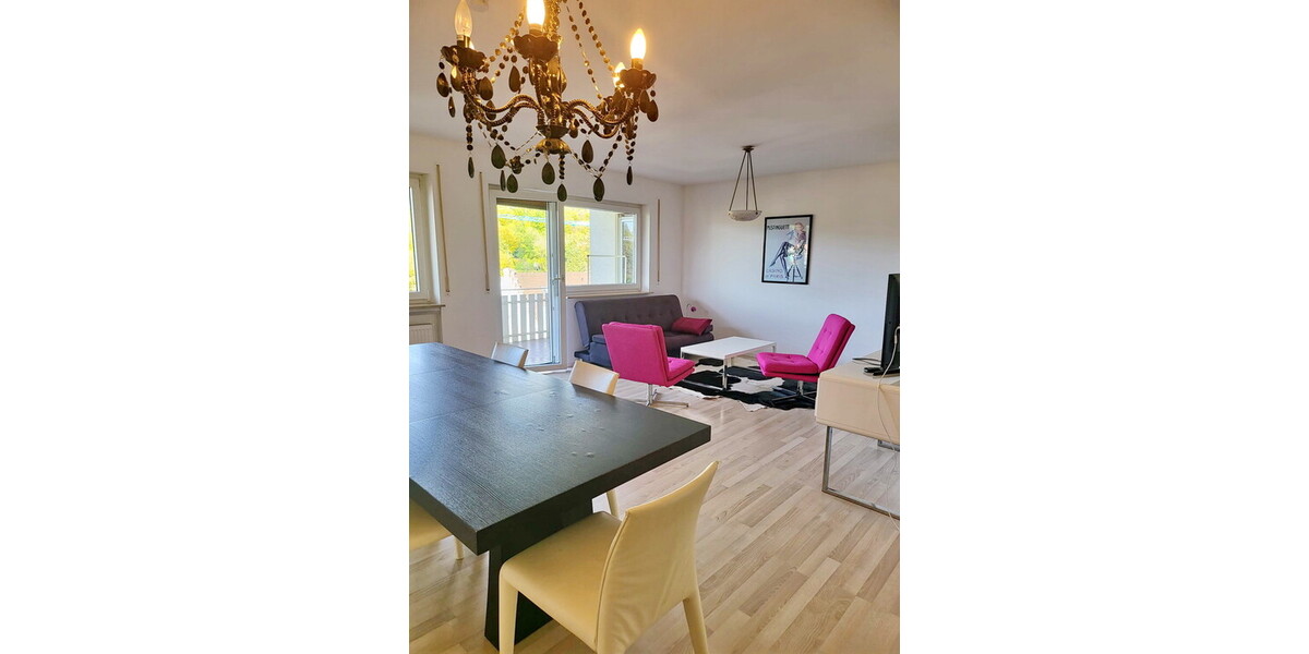 Schöne 4-Zimmer Wohnung mit sonnigem Balkon in Zentrumslage - 4- Baden-Baden Baden | Angebot:19891354