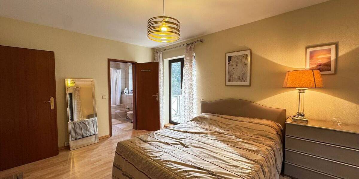 Etagenwohnung Baden-Baden Innenstadt - 3 Zimmer, 104 m&sup2;, 490.000&euro; | Angebot:25729894