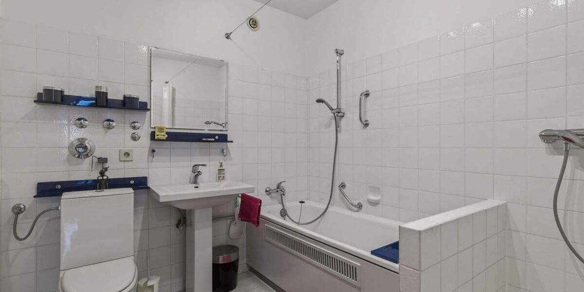 Etagenwohnung Ettlingen - 2 Zimmer, 84 m&sup2;, 319.000&euro; | Angebot:25681056