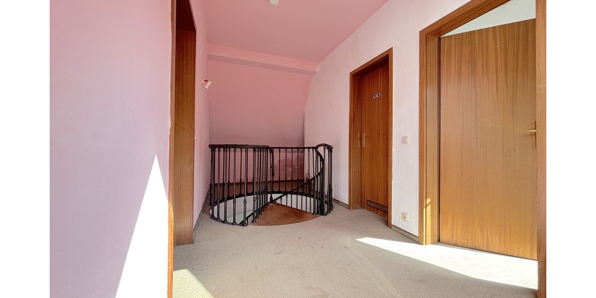 Zentrale Lage: 3-Zimmer Maisonettewohnung zur freien Gestaltung - Maisonettenwohnung Gernsbach | Angebot:26748184