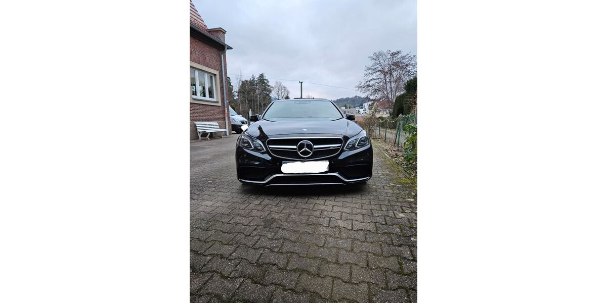 Mercedes-Benz E 63 AMG 146.000 km 35.500 &euro; Gernsbach 76593
