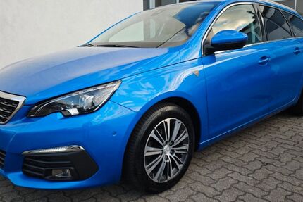 Peugeot 308 181.000 km 10.990 &euro; Ötigheim 76470