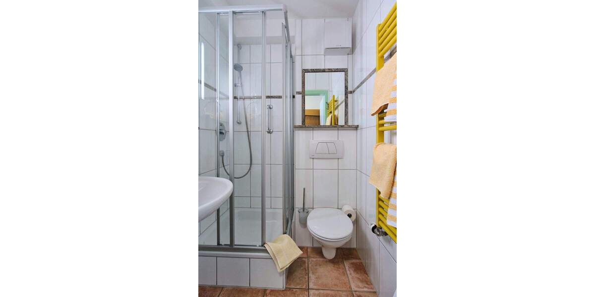 Mehrfamilienhaus, Wohnhaus Enzklösterle - 2 Zimmer, 1 m&sup2;, 850.000&euro; | Angebot:25708055