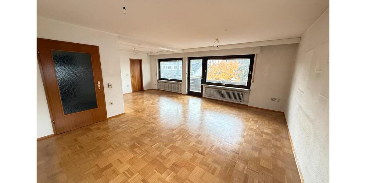 Einfamilienhaus Rheinstetten - 11 Zimmer, 320 m&sup2;, 749.000&euro; | Angebot:25823876
