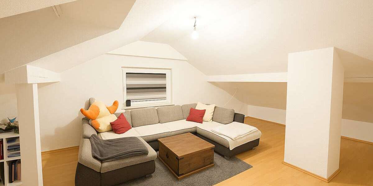 Etagenwohnung Höfen an der Enz - 2 Zimmer, 65 m&sup2;, 580&euro; | Angebot:23816789