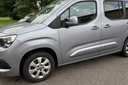 Opel Combo 138.300 km 9.300 &euro; Rastatt 76437