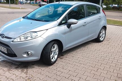 Ford Fiesta 103.116 km 5.000 &euro; Au am Rhein 76474