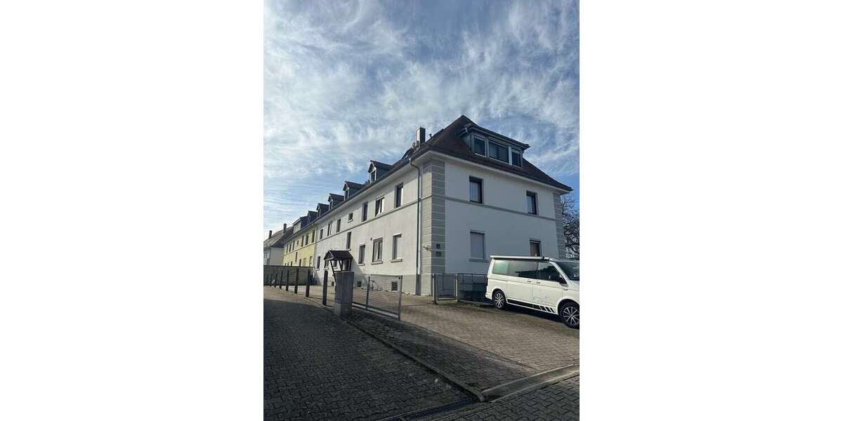 Helle Maisonette mit Dachspitze und Stellplätzen - Maisonettenwohnung Rastatt | Angebot:26302142