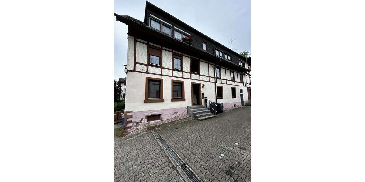 Etagenwohnung Baden-Baden Baden - 4.5 Zimmer, 114 m&sup2;, 210.000&euro; | Angebot:20475292
