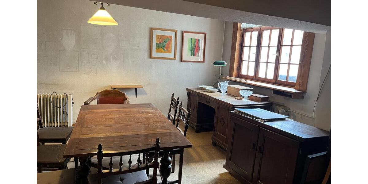 Mehrfamilienhaus, Wohnhaus Durmersheim - 9 Zimmer, 200 m&sup2;, 400.000&euro; | Angebot:25942535