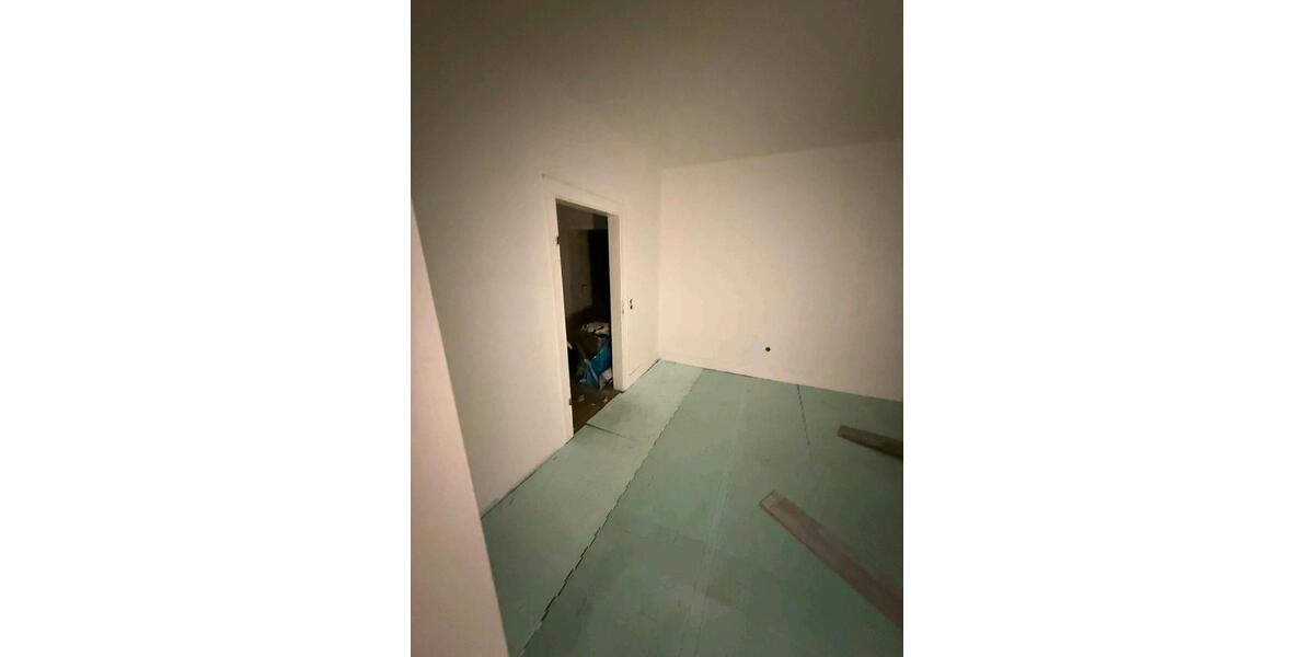 Erdgeschoßwohnung Weisenbach - 3 Zimmer, 94 m&sup2;, 110.000&euro; | Angebot:25271335