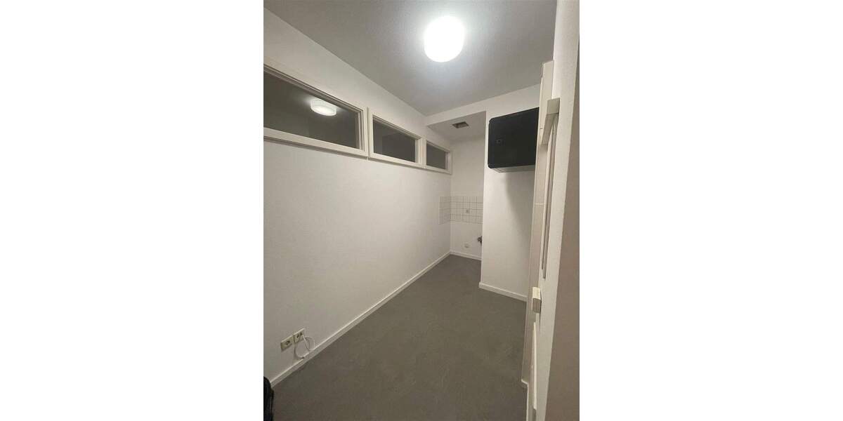 Gewerbeobjekt Steinmauern - 4 Zimmer, 120 m&sup2;, 950&euro; | Angebot:25743491