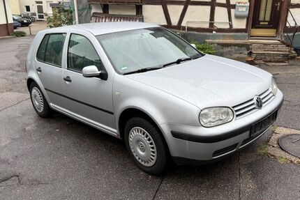 VW Golf 280.000 km 1.300 &euro; Malsch 76316