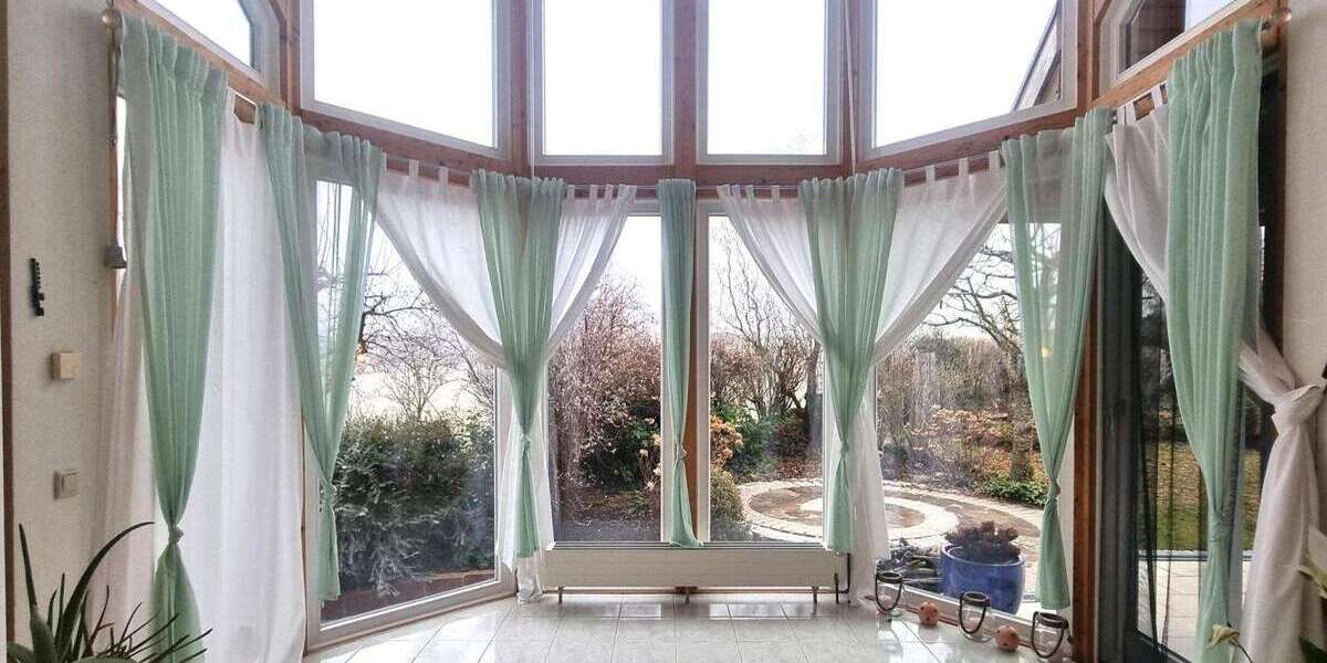 Einfamilienhaus Schömberg - 7.5 Zimmer, 314 m&sup2;, 995.000&euro; | Angebot:25652071