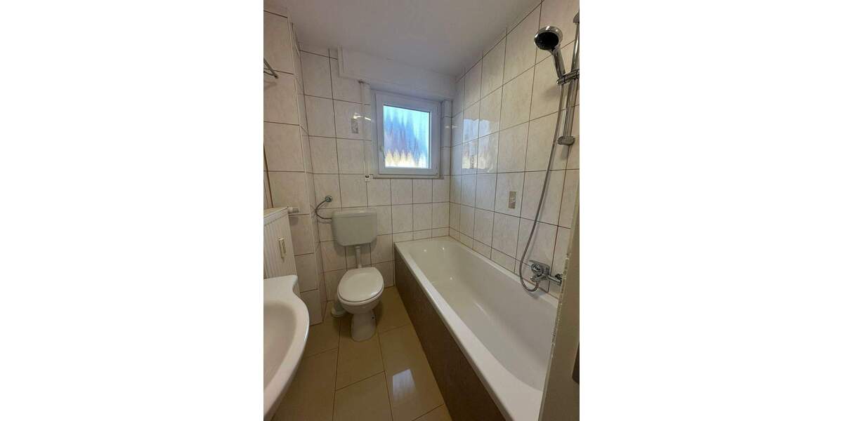 Etagenwohnung Rastatt - 4 Zimmer, 86 m&sup2;, 830&euro; | Angebot:25730174