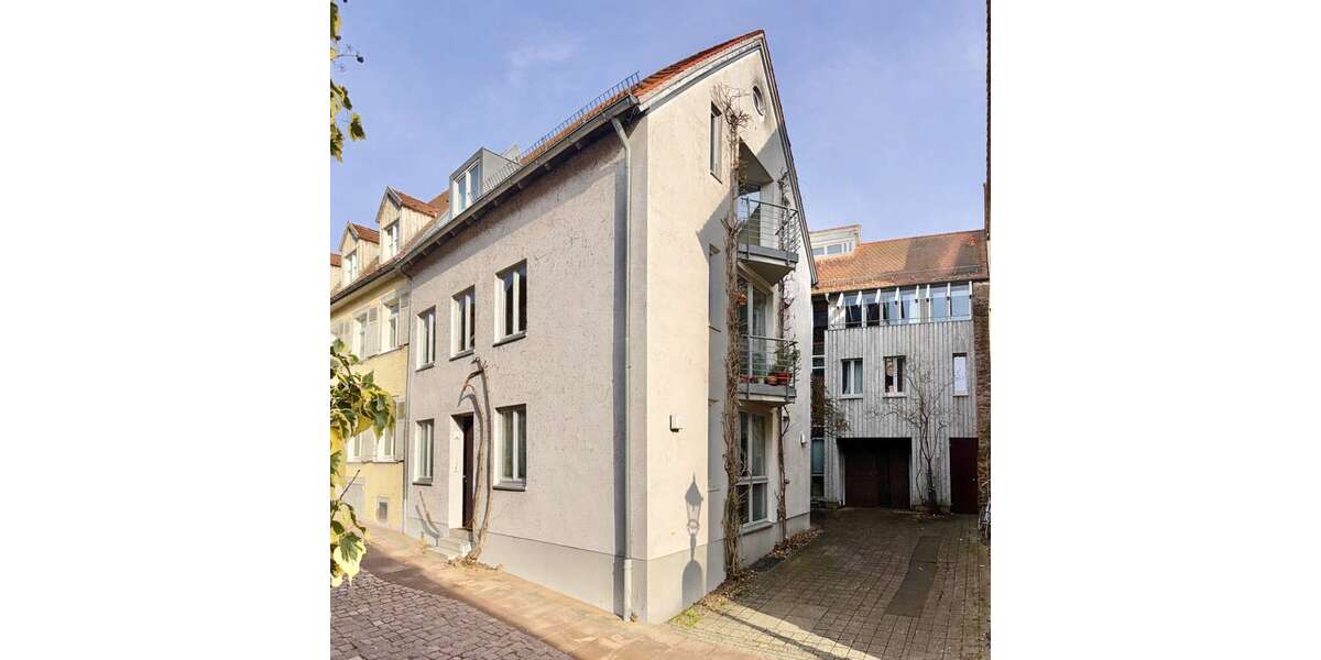 Einfamilienhaus Ettlingen - 8 Zimmer, 342 m&sup2;, 1.400.000&euro; | Angebot:25916967