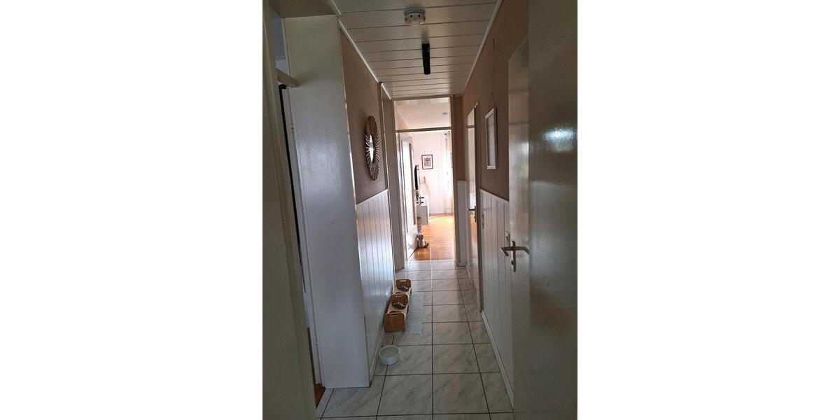 Etagenwohnung Rheinau - 4 Zimmer, 94 m&sup2;, 1.100&euro; | Angebot:25870576