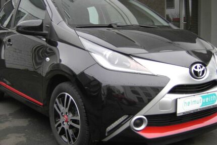 Toyota Aygo (X) 31.300 km 9.900 &euro; Bühl 77815
