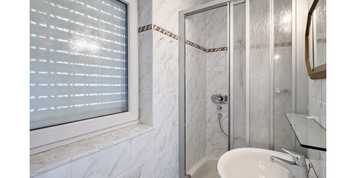 Etagenwohnung Baden-Baden Innenstadt - 5 Zimmer, 186 m&sup2;, 870.000&euro; | Angebot:25862466