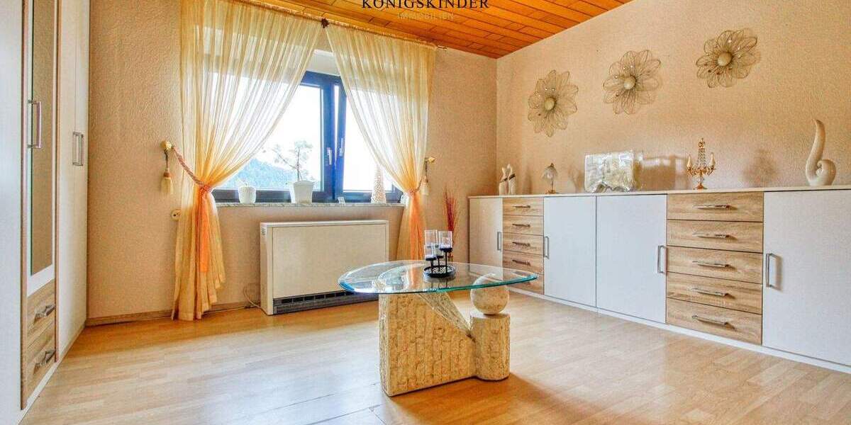 Etagenwohnung Gernsbach Obertsrot - 4 Zimmer, 82 m&sup2;, 195.000&euro; | Angebot:25732755
