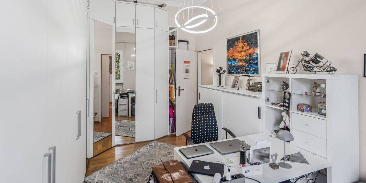 Etagenwohnung Baden-Baden Innenstadt - 3 Zimmer, 124 m&sup2;, 675.000&euro; | Angebot:25666697