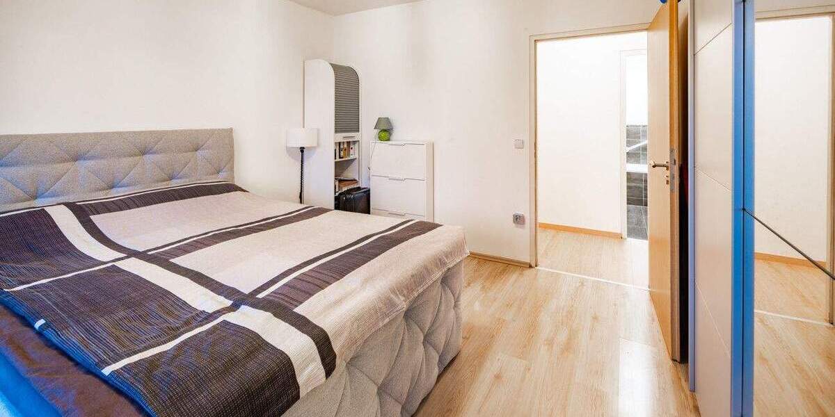 Etagenwohnung Baden-Baden Oos - 3 Zimmer, 80 m&sup2;, 269.000&euro; | Angebot:25702800
