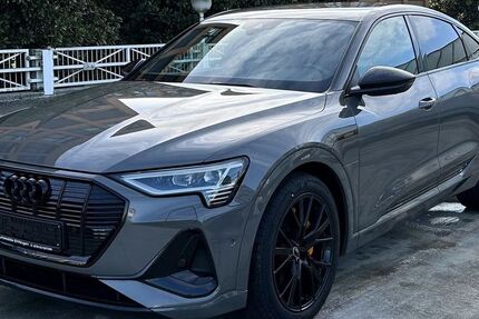 Audi e-tron 42.426 km 39.900 &euro; Ettlingen 76275