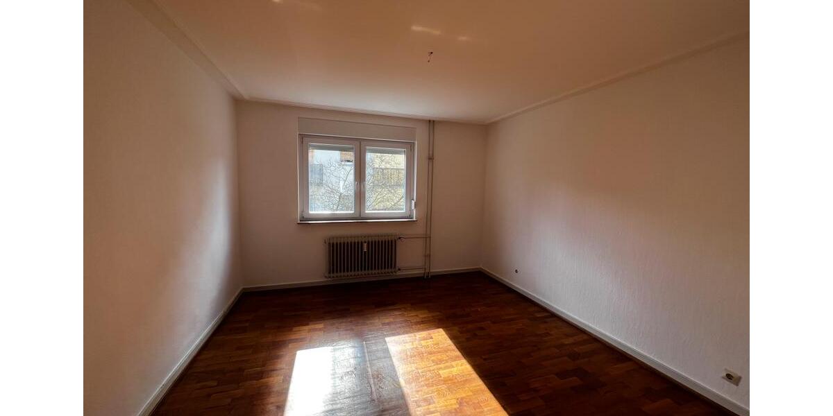 Etagenwohnung Baden-Baden Lichtental - 3 Zimmer, 65 m&sup2;, 700&euro; | Angebot:25713689