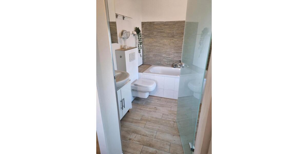 Etagenwohnung Dobel - 1 Zimmer, 32 m&sup2;, 490&euro; | Angebot:25812873