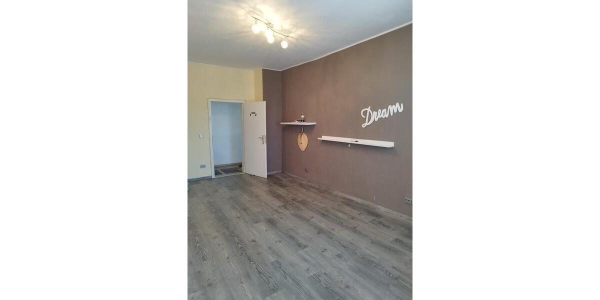 Etagenwohnung Iffezheim - 2 Zimmer, 72 m&sup2;, 164.000&euro; | Angebot:25084302