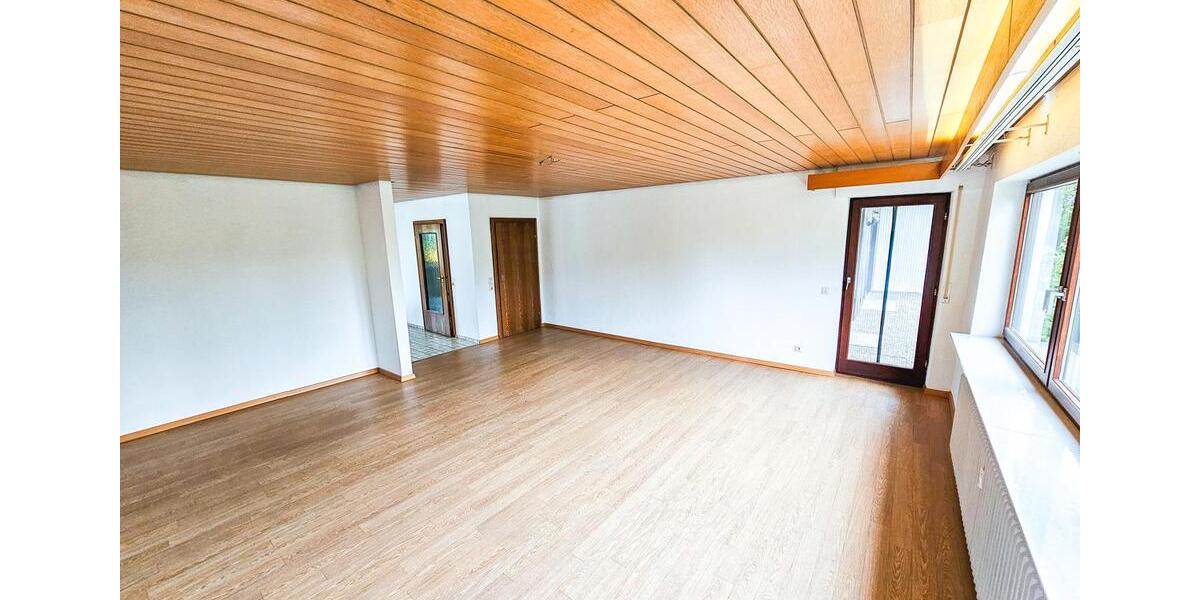 Erdgeschoßwohnung Malsch - 5 Zimmer, 138 m&sup2;, 1.175&euro; | Angebot:19031394