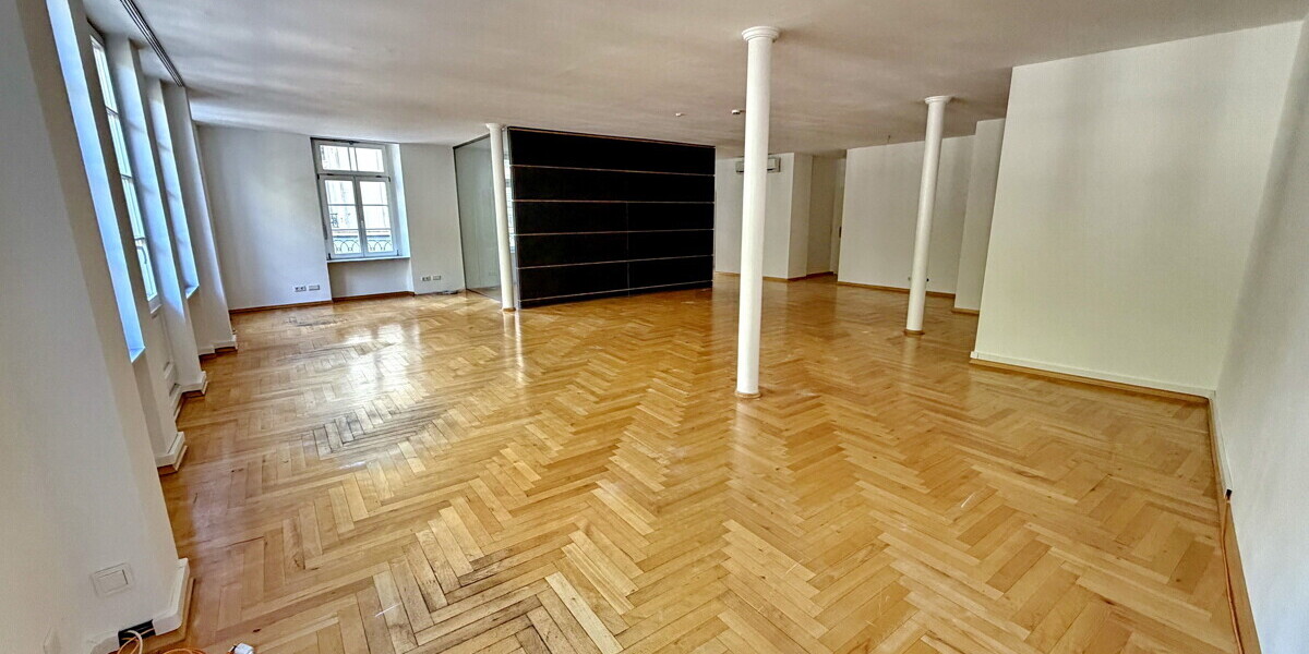 Großzügige Bürofläche in absoluter Bestlage - Gewerbeobjekt Baden-Baden Innenstadt | Angebot:26932317