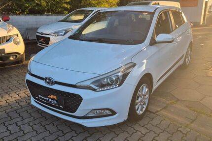 Hyundai i20 142.000 km 6.490 &euro; Neumalsch 76316