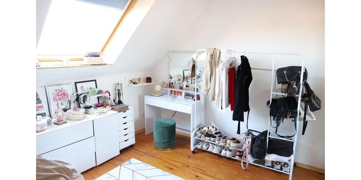 Mehrfamilienhaus, Wohnhaus Oberkirch - 3 Zimmer, 93 m&sup2;, 200.000&euro; | Angebot:23632778