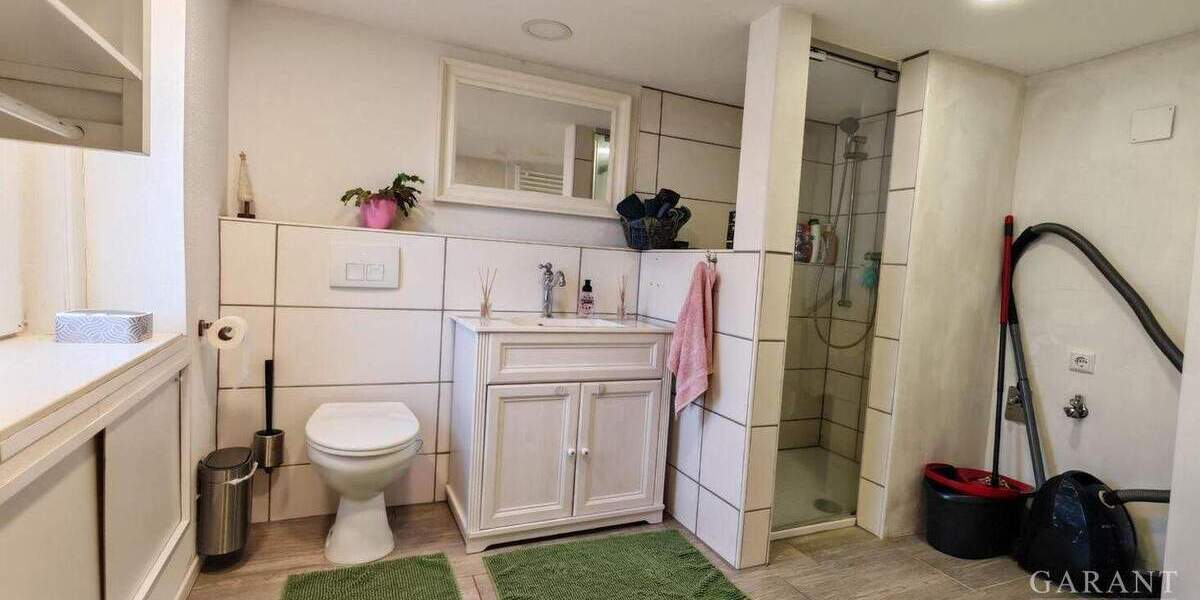 Einfamilienhaus Keltern Niebelsbach - 6 Zimmer, 180 m&sup2;, 650.000&euro; | Angebot:25707703