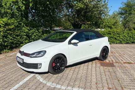 VW Golf 144.000 km 12.600 &euro; Steinmauern 76479